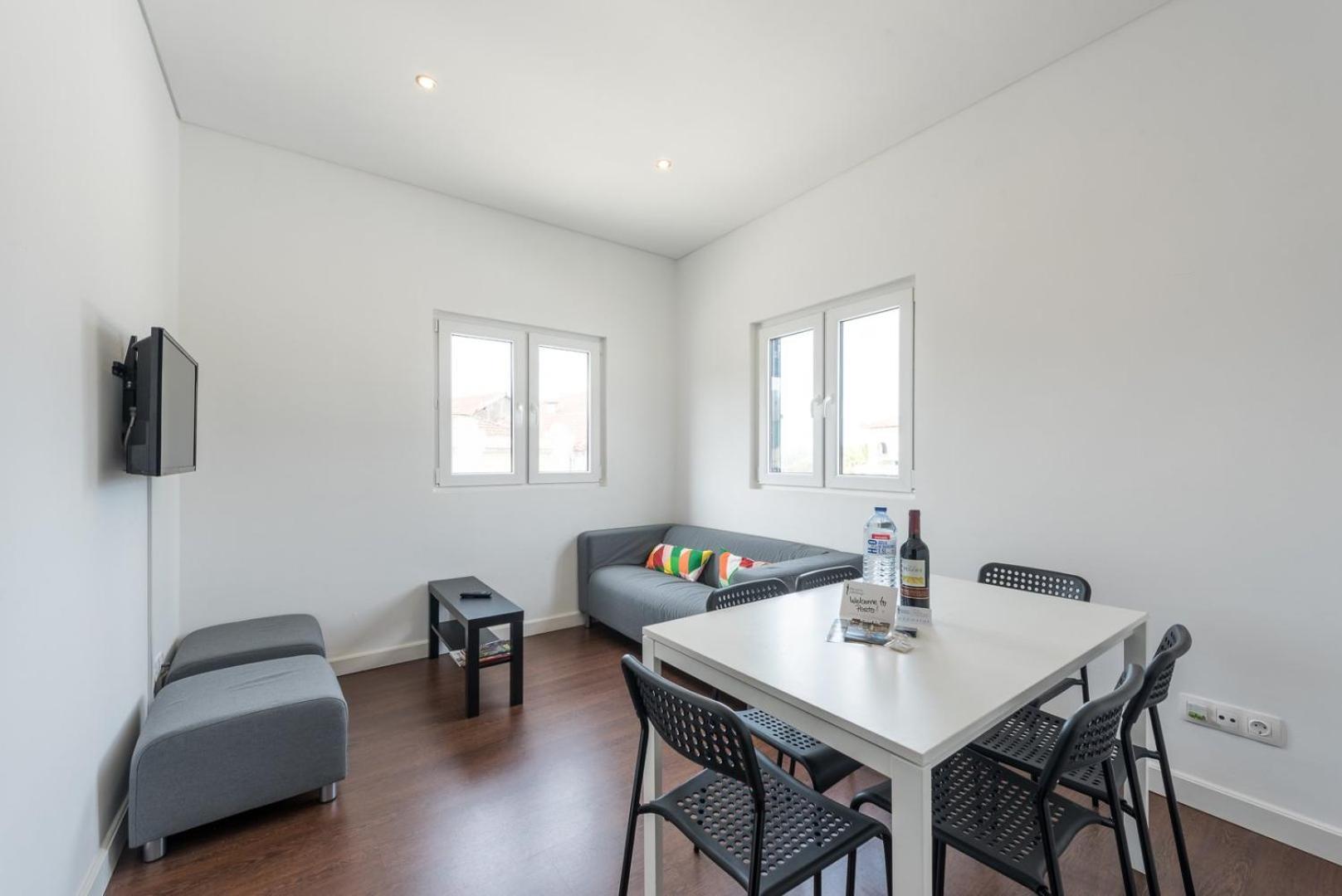 Guestready - Spacious Modern Stay In Porto Vila Nova de Gaia Exterior foto