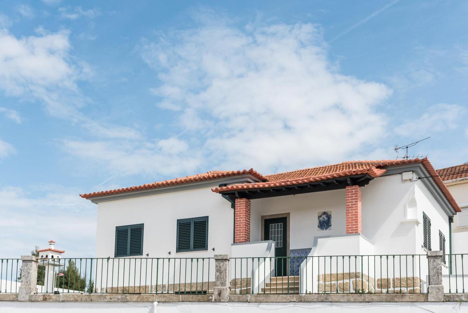 Guestready - Spacious Modern Stay In Porto Vila Nova de Gaia Exterior foto