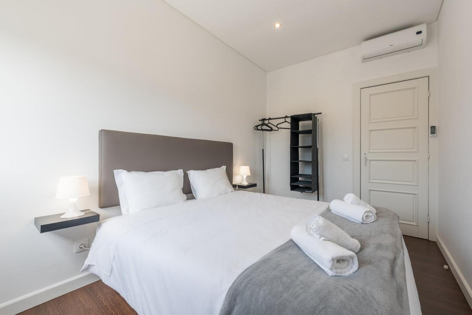 Guestready - Spacious Modern Stay In Porto Vila Nova de Gaia Exterior foto
