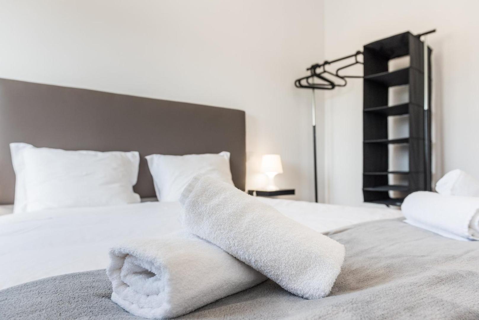 Guestready - Spacious Modern Stay In Porto Vila Nova de Gaia Exterior foto
